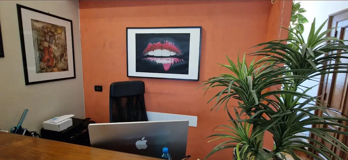 La reception dello Studio Dentistico Buniato a Torino